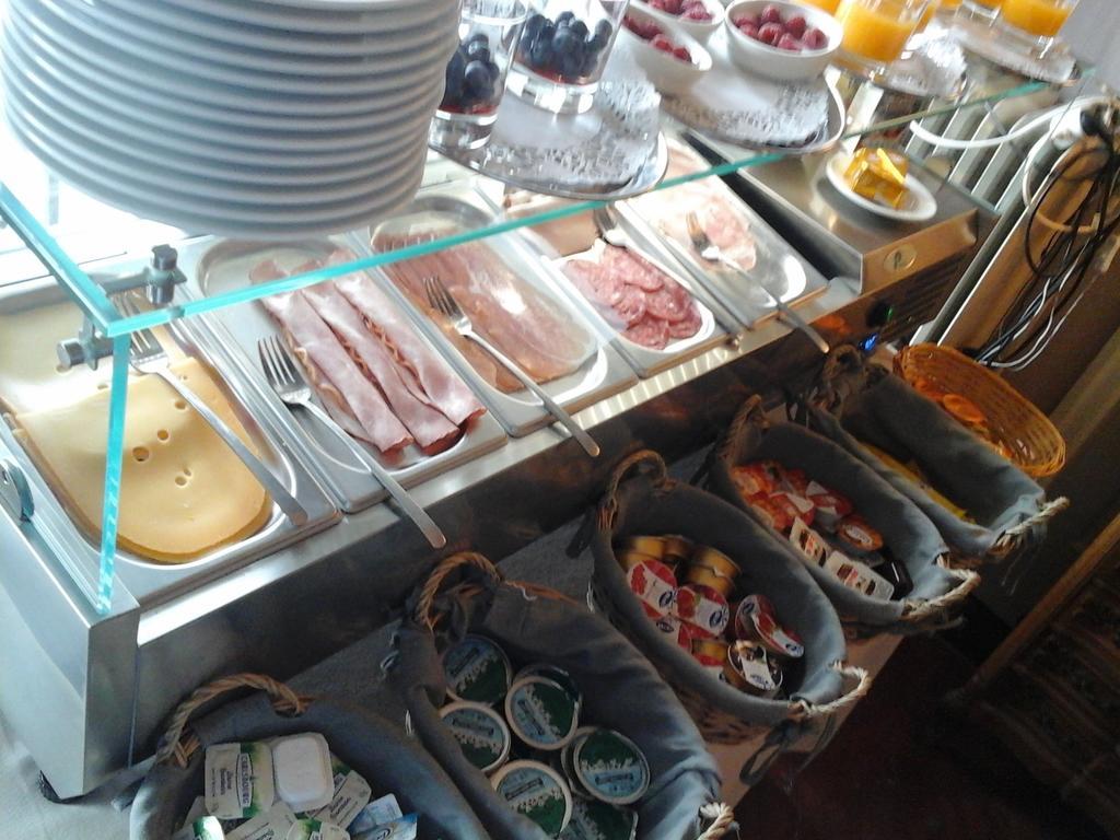 Arconaty Hotel Linter Екстер'єр фото